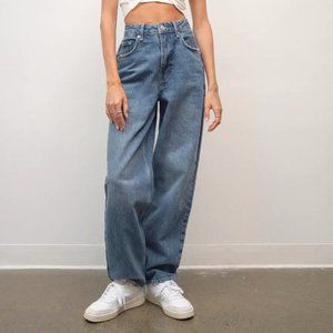 Urban Outfitter BDG High Waisted Baggy Jean Size 30